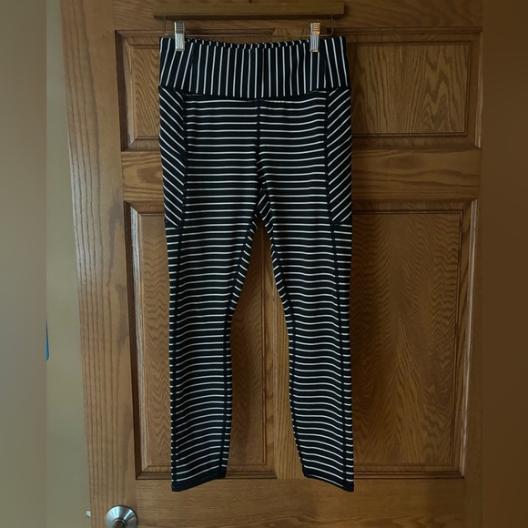 Womens Athleta 7/8 Leggings - Picture 1 of 3
